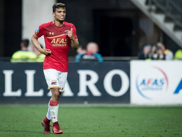 Tin chuyển nhượng cầu thủ: Man Utd theo đuổi Saul; Barca hướng đến tương lai với Dest và Wijndal; Tottenham không muốn bỏ qua Jerome Boateng