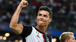 Cuộc đua Chiếc giày Vàng châu Âu: Ronaldo nỗ lực bám đuổi Lewandowski với khoảng cách 10 bàn thắng