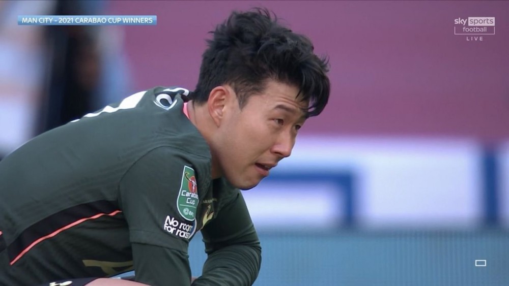 League Cup: Man City lần thứ tư liên tiếp vô địch, Son Heung Min khóc nức nở