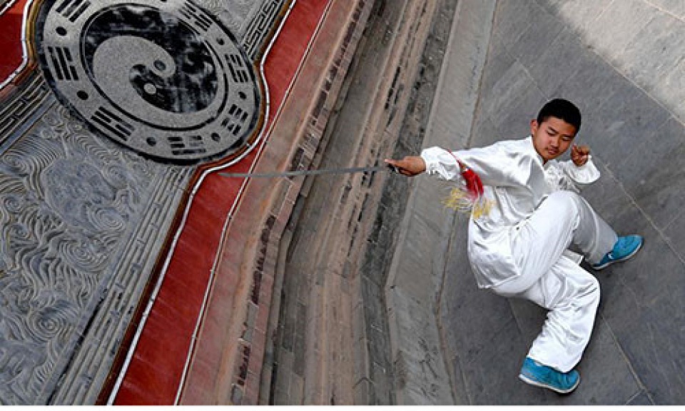 lo dao tao hang van mon do o dat to thai cuc quyen trung quoc