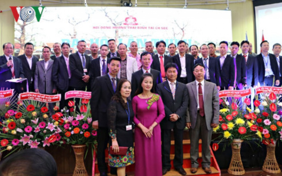 nguoi thai binh tai czech uu tien doan ket on dinh cuoc song