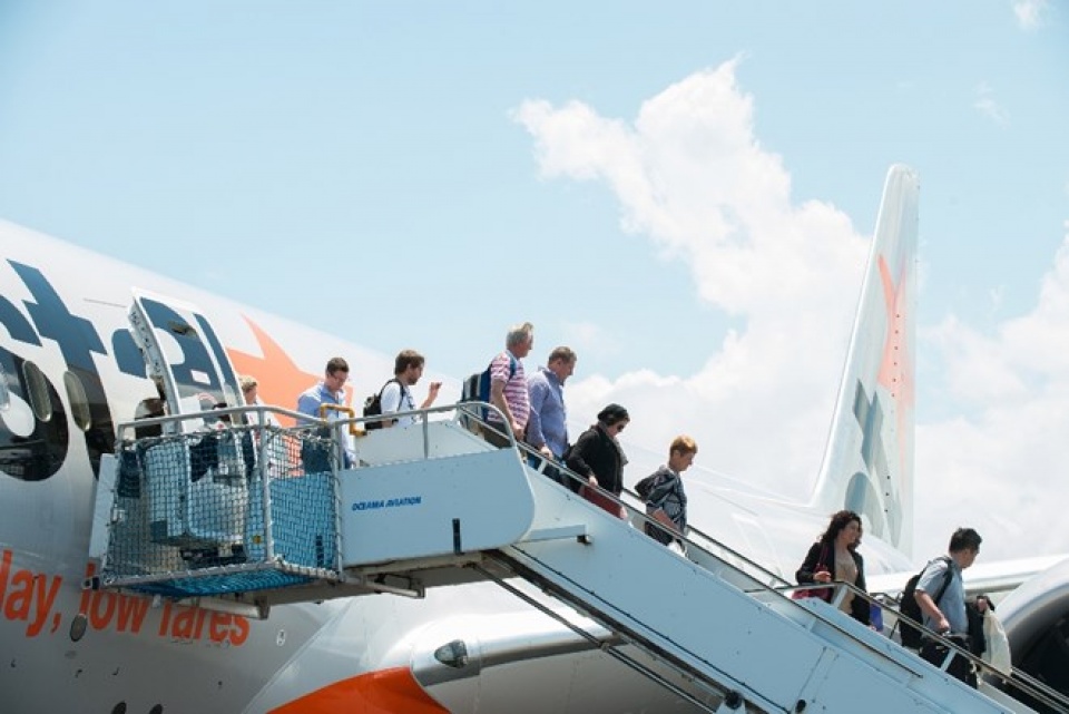 Jetstar cấm sử dụng sạc pin dự phòng điện thoại trên máy bay jetstar cam su dung sac pin du phong dien thoai tren may bay