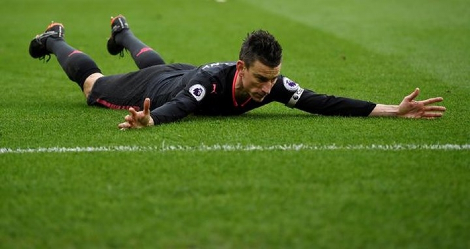 doi hinh toi uu giup arsenal vuot kho truoc atletico madrid