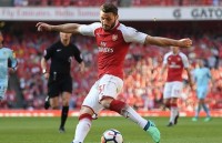 toan canh chien thang de dang cua arsenal truoc qarabag