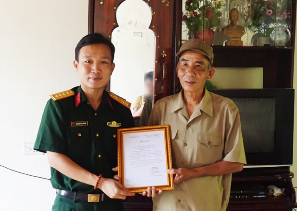 cau chuyen ve chiec bo tai gao len dien bien