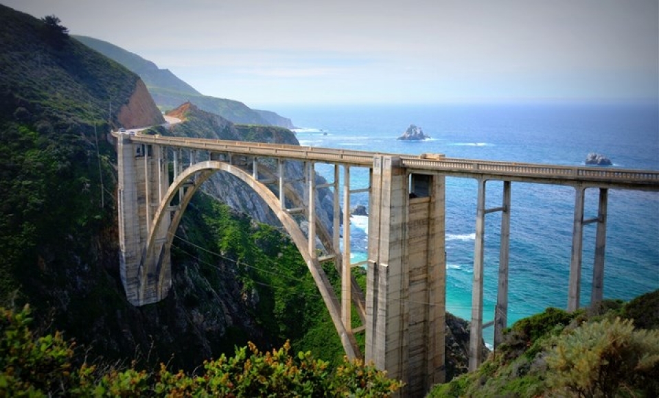 du khach se rung minh khi di tren nhung cay cau nay