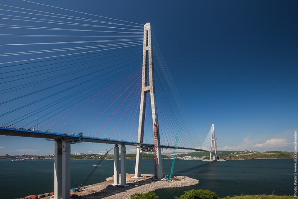 du khach se rung minh khi di tren nhung cay cau nay