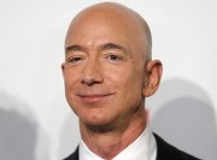 ceo amazon ly di vo co kha nang tro thanh nguoi dan ba giau nhat