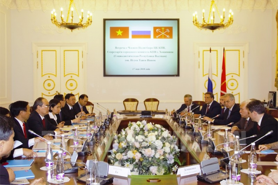 bi thu thanh uy ho chi minh nguyen thien nhan hoi dam voi thong doc saint peterburg