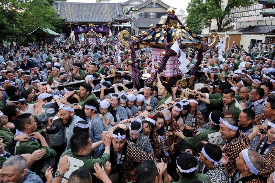 kham pha le hoi mua xuan cua nguoi nhat ban