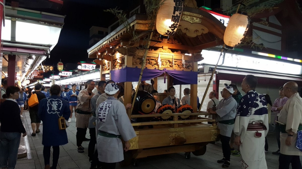 kham pha le hoi mua xuan cua nguoi nhat ban