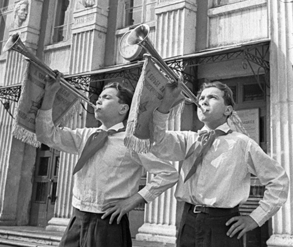 hinh anh luon san sang cua doi thieu nien tien phong toan lien xo