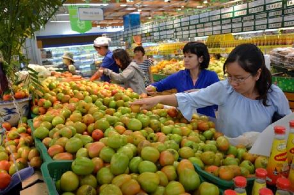 su dung smartphone nhan biet thuc pham an toan o tp ho chi minh