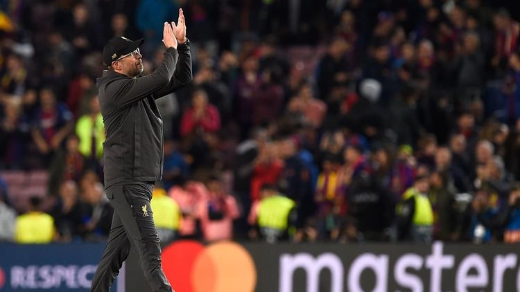 hlv jurgen klopp tam phuc khau phuc truoc messi