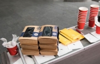 bau cu australia cuoc dua ngang suc ngang tai giua lanh dao hai dang