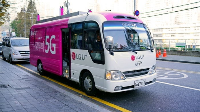 Hàn Quốc: Xe buýt tự lái bộc lộ khuyết điểm khi lần đầu tiên chạy trên thực địa han quoc thu nghiem xe buyt tu lai su dung mang 5g