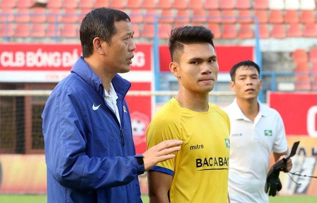 sau van duc hlv park hang seo lai nhan them tin du tu xuan manh