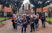 hau dich covid 19 nhat ban khan truong kich cau du lich noi dia tang luon voucher 190 usd