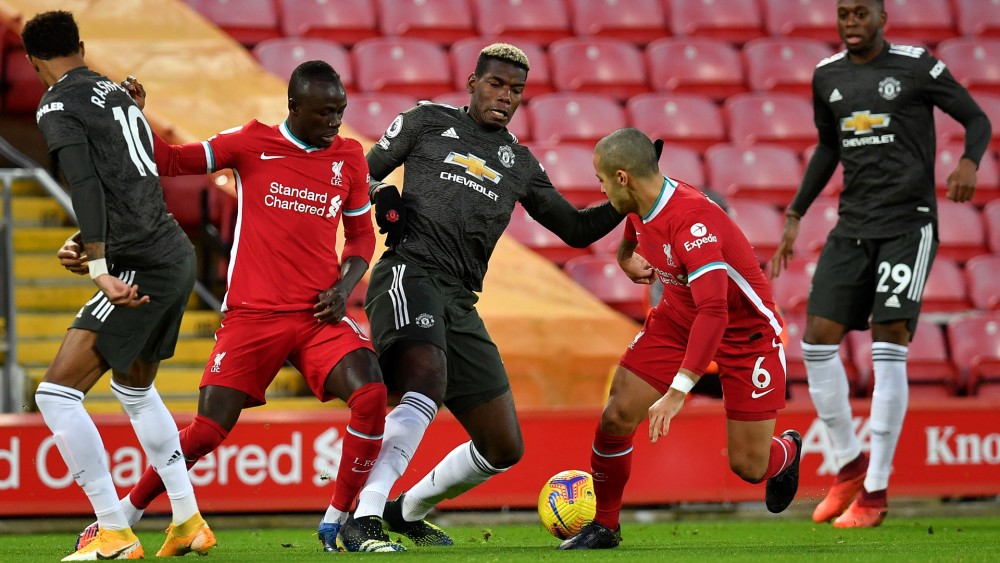 Chuyển nhượng cầu thủ Man Utd: Bán đứt Diogo Dalot cho AC Milan; chốt lịch đá bù với Liverpool,