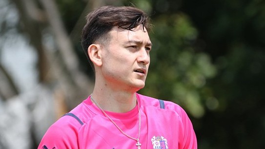 vong loai world cup 2022 dang van lam chua ra san o cerezo osaka hlv park hang seo lo lang