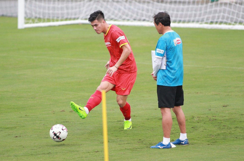 HLV Park đặc cách cho HLV Hà Nội FC xem đội tuyển Việt Nam