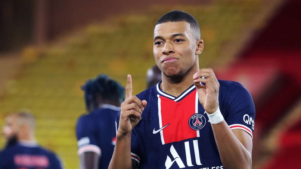 Bảng xếp hạng Chiếc giày vàng châu Âu mới nhất: Messi vượt Ronaldo,