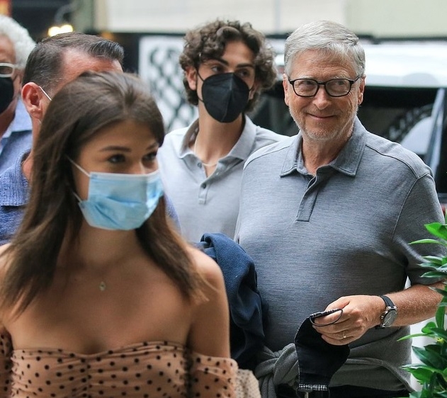 Tỷ phú Bill Gates lần đầu xuất hiện công khai sau tuyên bố ly hôn