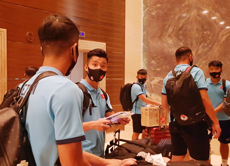 Vòng loại World Cup 2022: Cổ động viên người Việt ở UAE nồng nhiệt chào đón đội tuyển Việt Nam