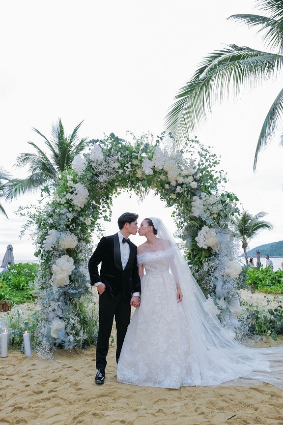 Bật mí các loại hoa trong đám cưới mang tên cô dâu Ngô Thanh Vân
