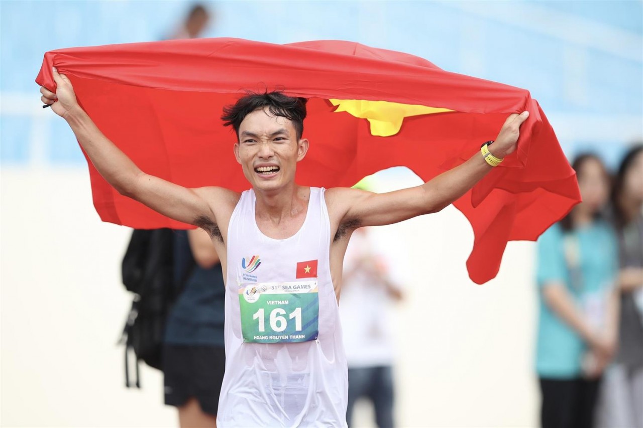 Hoàng Nguyên Thanh giành HCV đầu tiên của marathon Việt Nam tại các kỳ SEA Games