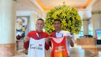SEA Games 31: VĐV Việt Nam và Timor Leste đổi áo thi đấu cho nhau