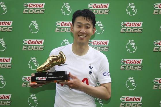 Son Heung Min giành danh hiệu Chiếc giày vàng Ngoại hạng Anh 2021/22 Son Heung Min giành danh hiệu Chiếc giày vàng Ngoại hạng Anh 2021/22