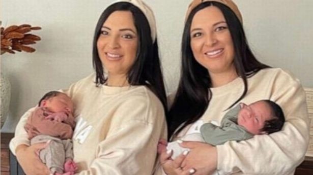 Hai chị em sinh đôi sinh con cùng ngày