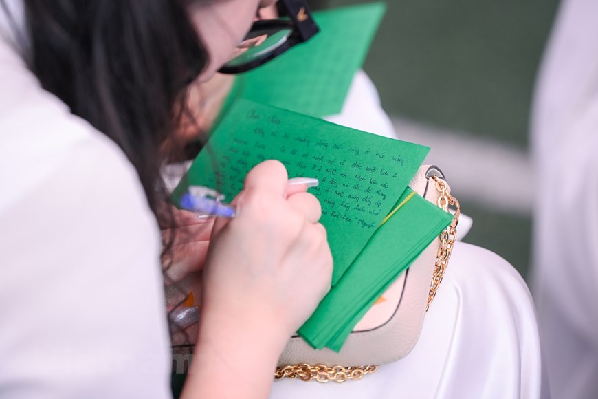 Những khoảnh khắc đáng nhớ tại lễ bế giảng cuối cùng của học trò 2004