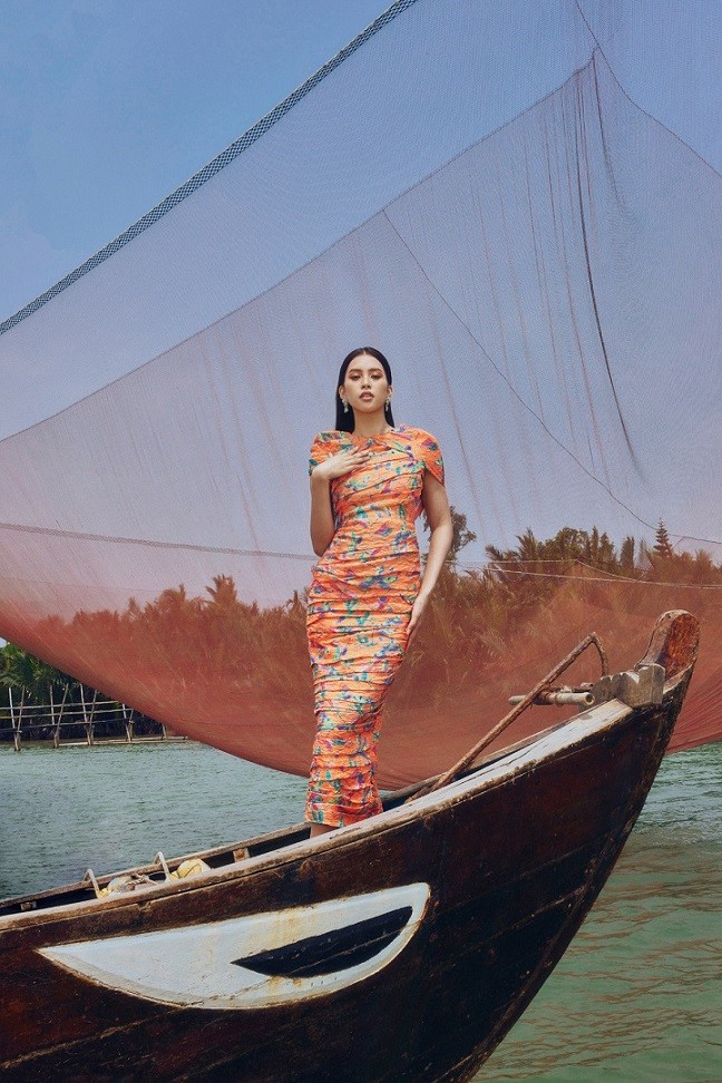 Hai nhà thiết kế Việt muốn phác họa nét dung dị, cuộc sống bình yên, thơ mộng ở phố Hội kết hợp vẻ đẹp thời trang.