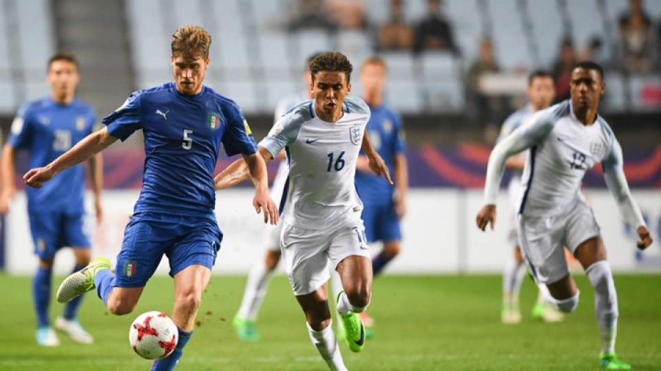 toan canh man nguoc dong ngoan muc cua u20 anh truoc u20 italy