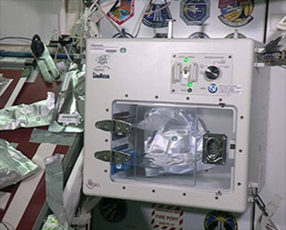 “Bật mí” kỹ thuật nướng bánh trên vũ trụ: Khó mấy cũng làm được bat mi ky thuat nuong banh tren vu tru kho may cung lam duoc