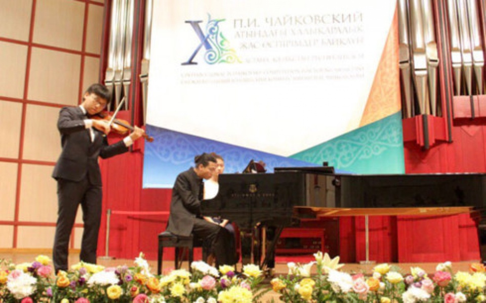 hoc tro cua nsut bui cong duy dung top 8 tai cuoc thi tchaikovsky