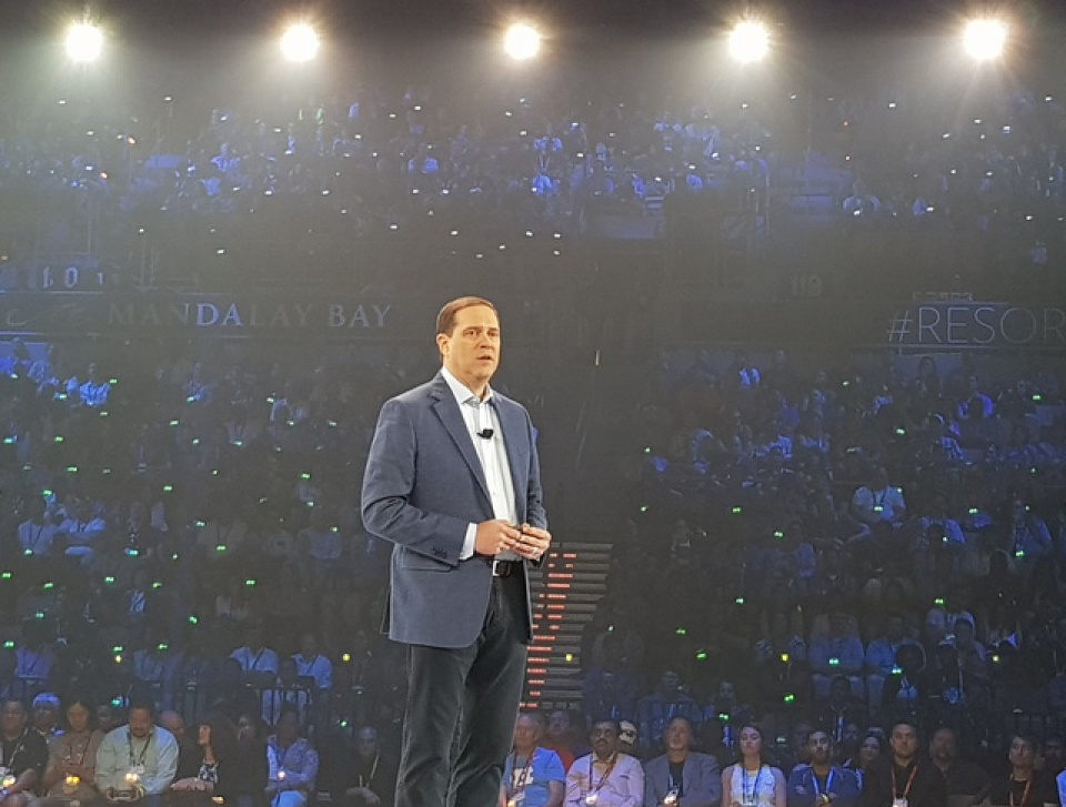 Thế giới sẽ “xoay xở” ra sao khi Internet cứ mỗi giờ tăng thêm 1 triệu kết nối? the gioi se xoay xo ra sao khi internet cu moi gio tang them 1 trieu ket noi