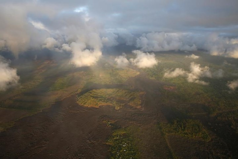 can canh su tan pha kinh hoang cua nui lua kilauea o hawaii