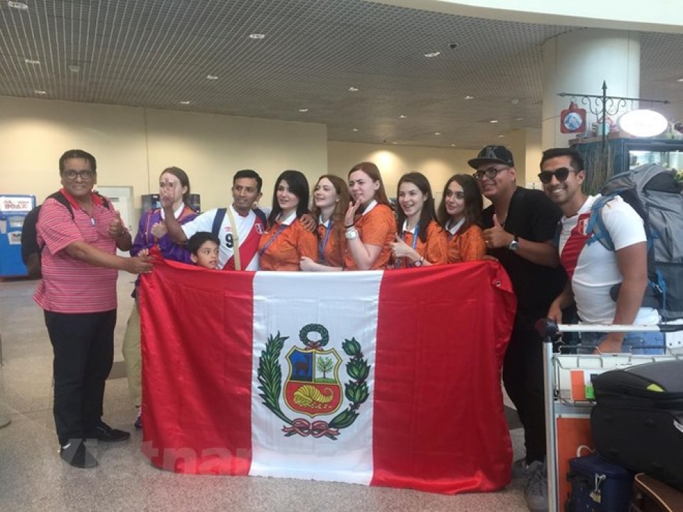 tinh nguyen vien world cup 2018 cuoc tuyen chon gat gao