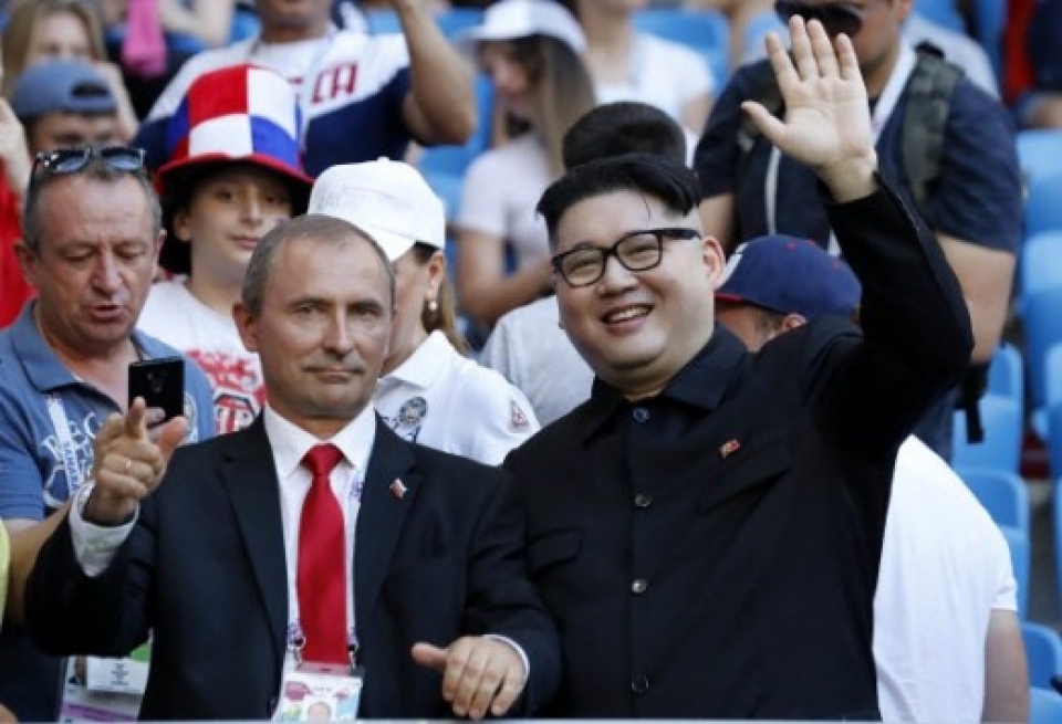Bản sao Kim Jong-un - Putin “gây sốt” tại World Cup ban sao kim jong un putin gay sot tai world cup