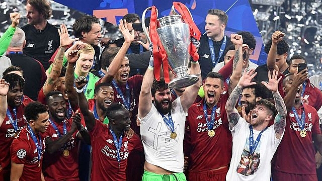 liverpool mat 4 trieu bang sau khi vo dich champions league