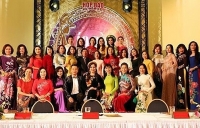 an tuong ao dai viet nam trong ngay hoi van hoa quoc te tai nam phi