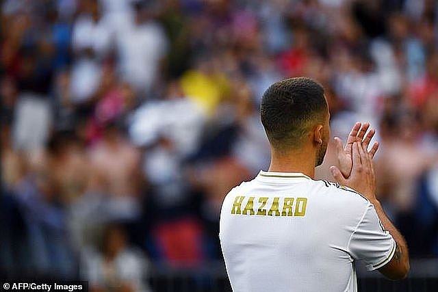 eden hazard rang ro ra mat 50000 co dong vien real madrid