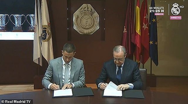 eden hazard rang ro ra mat 50000 co dong vien real madrid