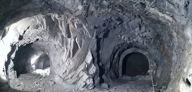 nepal giai cuu 17 cong nhan trong vu sap duong ham cua du an xay dung nha may thuy dien