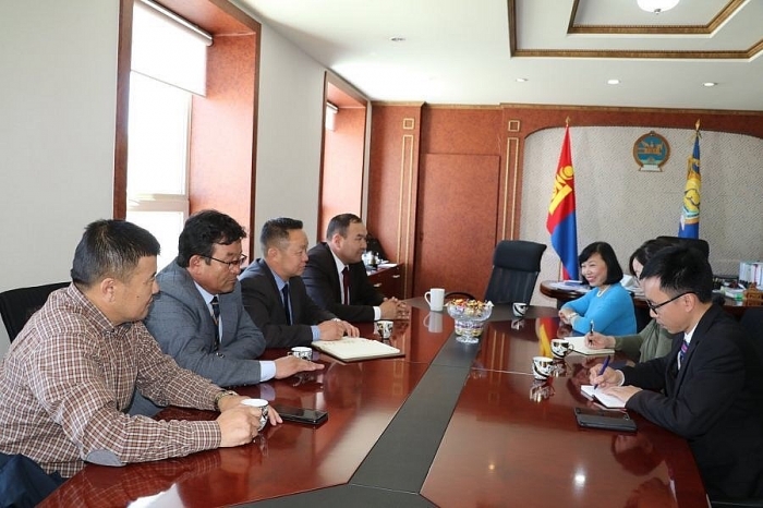 viet nam mong co thuc day quan he hop tac dia phuong