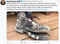 Nắng nóng cực điểm nung chảy cả giày ở Mỹ