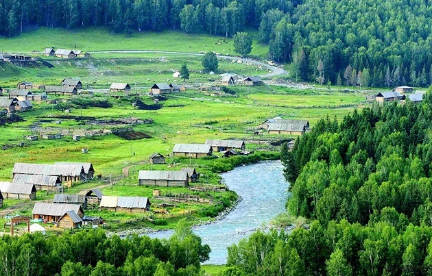 Ngắm cảnh bốn mùa ở ngôi làng đẹp nhất Trung Quốc